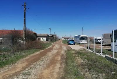 Inchiriez ferma hala depozit spatiu comercial 2550 mp.Silistea jud.Teleorman la 20 km.de A1,60 Buc - 10