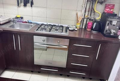 Ap 3 camere 300 euro luna - 1