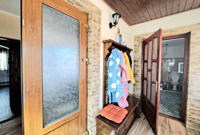 Casa individuala spatioasa, renovata total pe parter I Recas - 5