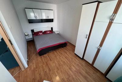 Apartament cu 2 camere semidecomandat, mobilat în Tomis Nord