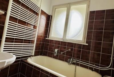 Apartament cu 3 camere semidecomandat, mobilat în Andrei Mureșanu - 6