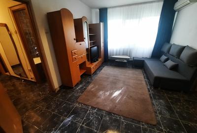 Apartament cu 2 camere, etaj 2/4, zona Podu Ros - 3