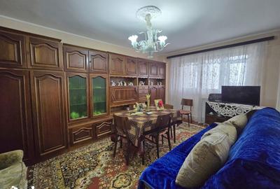 Apartament cu 2 camere decomandat în Micro 18 - 1