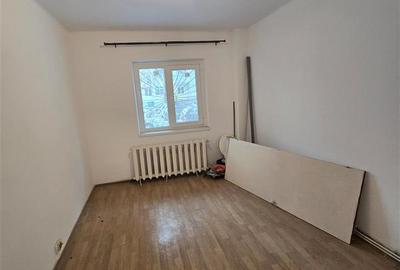 Apartament cu 3 camere semidecomandat în Zimbru - 3