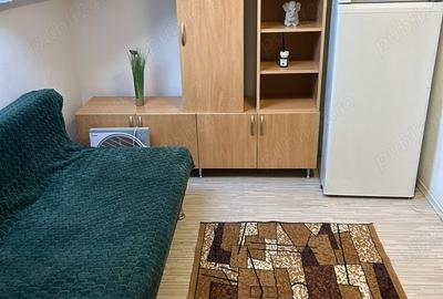 Vand garsoniera 12mp, baie proprie, etaj 3 zona Iosefin - 1