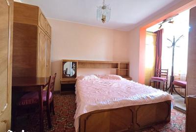 Apartament cu 2 camere nedecomandat în Micro 19