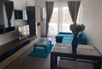 Apartament cu 2 camere semidecomandat, mobilat în Bună Ziua