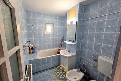 Apartament cu 3 camere decomandat în 1 Mai - 13