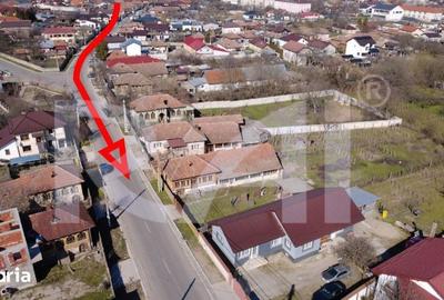Casă cu 5 camere cu Teren 235 Mp în Podari - 7