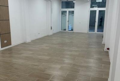 Spațiu comercial, de 140 mp, în 1 Mai - 7