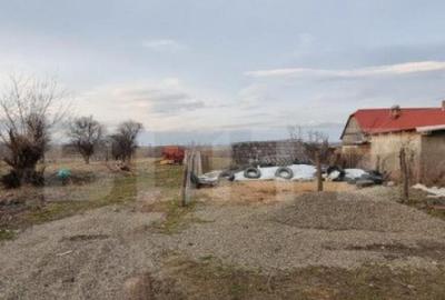 Teren de 6133 mp, în Central - 11