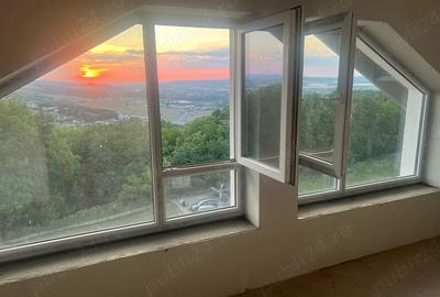 Apartament cu 3 camere în Central - 1