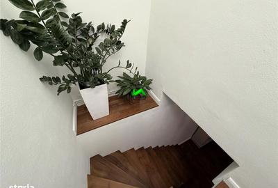 Casă cu 3 camere cu Teren 96 Mp în Central - 1