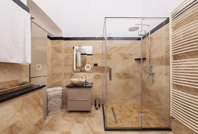 Proprietar, inchiriez apartament 2 camere de lux ultracentral - 2