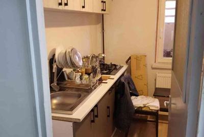 Apartament cu 2 camere decomandat în 1 Mai - 8