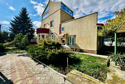 VALU LUI TRAIAN/CASA INDIVIDUALĂ/CURTE GENEROASA/SUPERBA/STRADALA/ZONA CENTRALA - 1