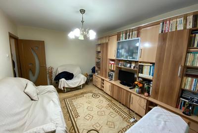 Persoana fizica închiriez apartament în Nicolina I - 1