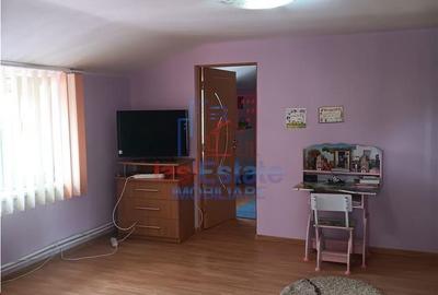 Casă cu 9 camere cu Teren 761 Mp în Popricani - 8