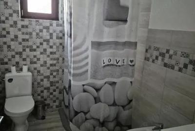 Casă cu Teren 350 Mp în Șimnicu de Sus