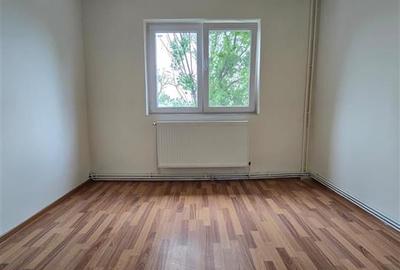Apartament cu 2 camere semidecomandat în Mircea cel Bătrân - 2