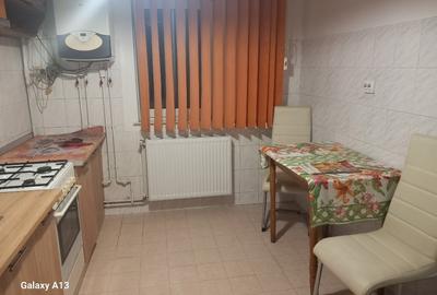 Inchiriez apartament 2 camere Inchiriez apartament 2 camere - 1
