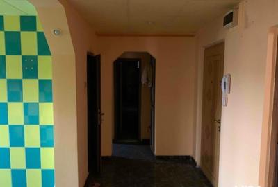 Apartament cu 3 camere decomandat în Mircea-Vodă - 6
