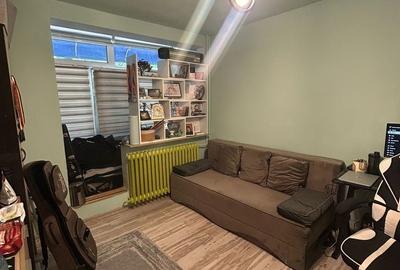 Apartament cu 2 camere decomandat în Sud