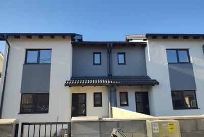 Duplex cu 4 camere cu Canalizare în Exterior Vest - 1