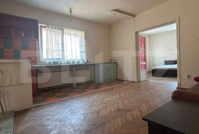Casă cu 2 camere cu Teren 200 Mp în Central - 2