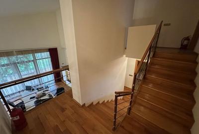 Casă / Vilă cu 6 camere în zona  Calea Aradului - 38