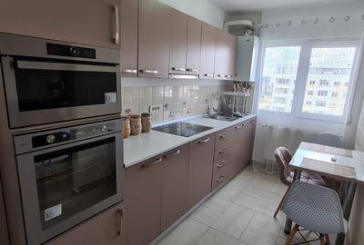 Apartament cu 3 camere semidecomandat în Palat - 5