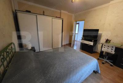 Casa de vanzare, 140 mp, zona Micro 11 - 5