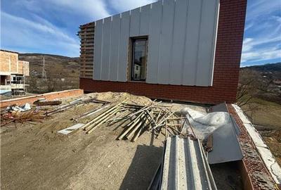 Casă cu 4 camere cu Canalizare în Popești - 38