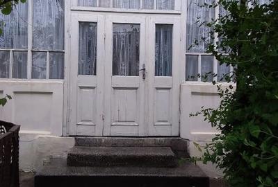 Duplex cu 4 camere cu Canalizare în Central - 1