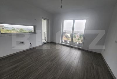 Casa individuala cu 6 camere,priveliste superba,600 mp teren,zona Piata - 7