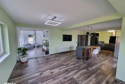 Casă cu 4 camere cu Teren 1220 Mp în Central - 8