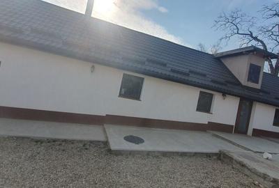 Casă cu 3 camere în Rotbav - 5