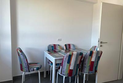 Apartament cu 2 camere decomandat, mobilat în Tractorul - 3