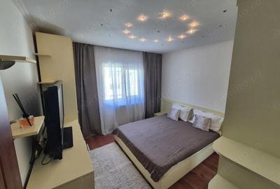 Apartament cu 2 camere decomandat în Micro IV - 2
