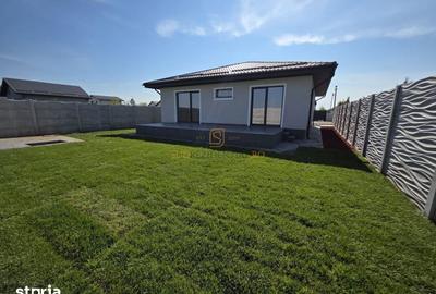 Casă cu 3 camere cu Canalizare în Vidra - 2