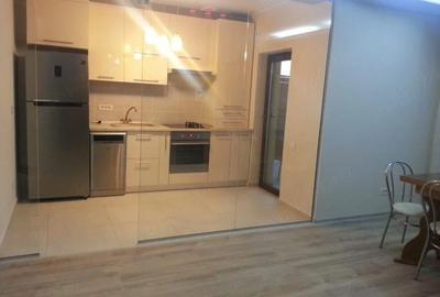 Apartament cu 3 camere decomandat în Central - 1