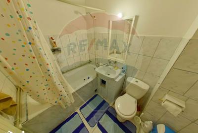 Apartament cu 3 camere, mobilat în Central