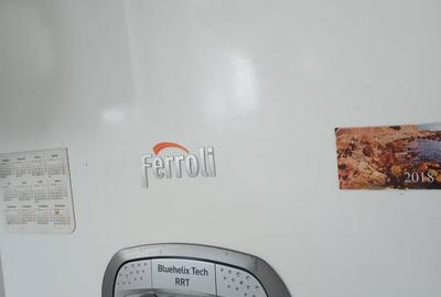 Apartament cu 4 camere decomandat în Central - 2