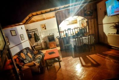 Casă cu 3 camere în Trăisteni - 5