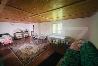 Spațiu comercial, de 300 mp, în Central - 3