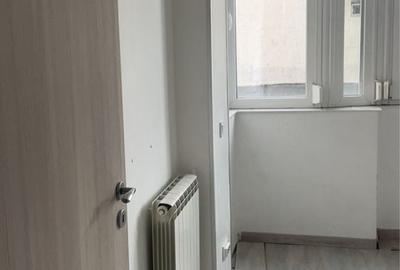 Apartament cu 3 camere în Central - 2