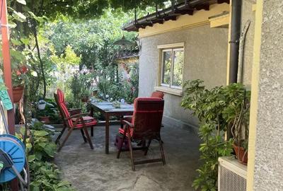 Casă cu 3 camere în Tăbăcărie - 1