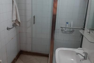 Apartament cu 2 camere, decomandat, zona Palas - 5
