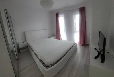 Proprietar, închiriez ap 2 cam, River Residence - 2