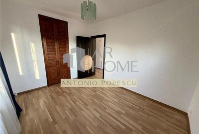 Casă cu 5 camere cu Teren 795 Mp în Central